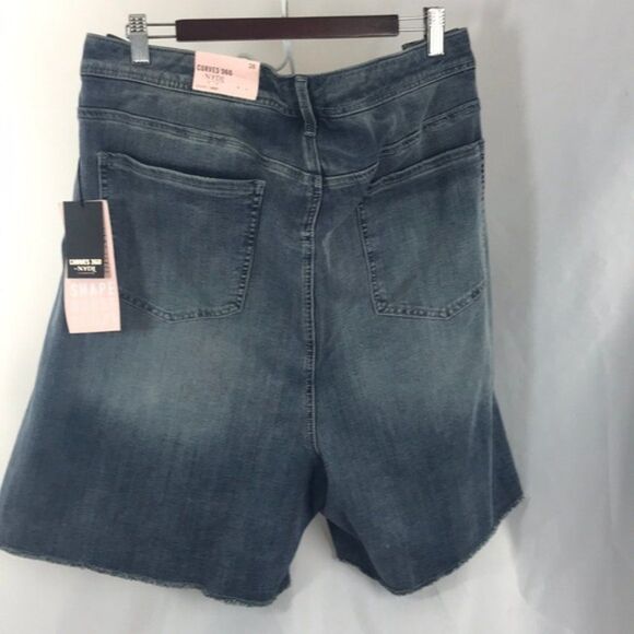 NYDJ Denim Jean Shorts  Plus Women Size 28 Serein New - Picture 4 of 8